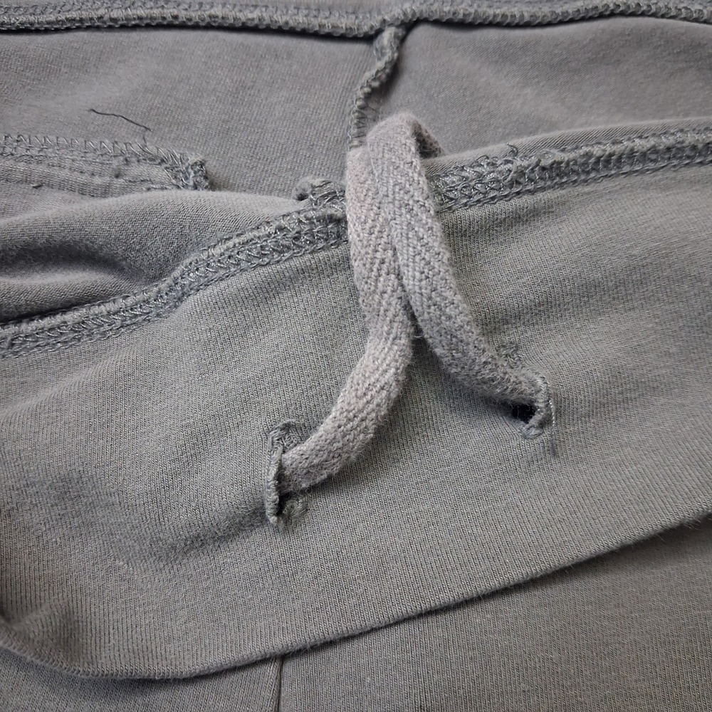 Duluth Trading Co Gray No-Yank Crop Cargo Pants Petal Hem Womens Medium M Gray - Picture 8 of 9